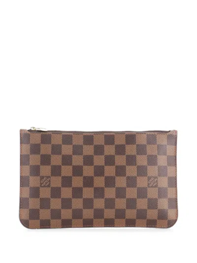 Pre-owned Louis Vuitton Chain Wristlet Pochette Damier Clutch Bag In Brown