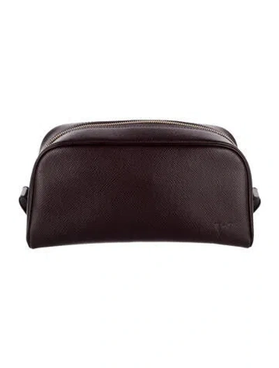 Pre-owned Louis Vuitton Cosmetic Bag In Burgundy