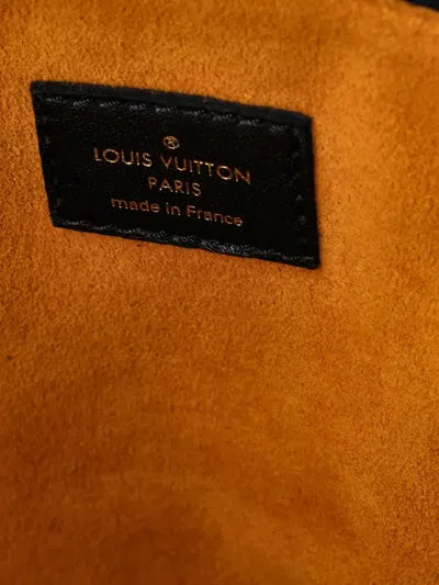 Pre-owned Louis Vuitton Coussin Bag Monogram Embossed Lambskin Mm Crossbody Bag In Black