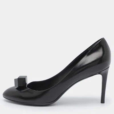 Pre-owned Louis Vuitton Cube Embellished Size 39 Black Leather Pumps