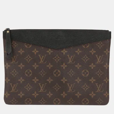 Pre-owned Louis Vuitton Daily Pouch In Brown