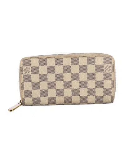 Pre-owned Louis Vuitton Damier Azur Pattern Coated Canvas Zippy Wallet In Neutral