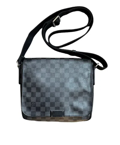 Pre-owned Louis Vuitton Damier Dm Messenger Bag In Black
