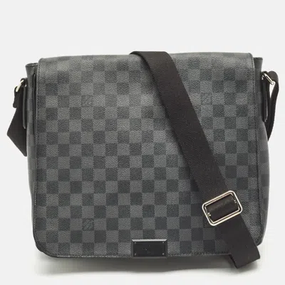 Pre-owned Louis Vuitton Damier Ebene Canvas District Mm Bag