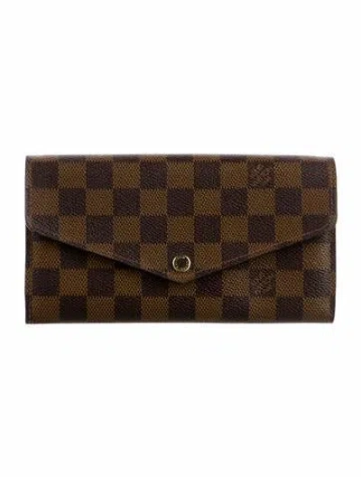 Pre-owned Louis Vuitton Damier Ebene Pattern Coated Canvas Sarah Wallet In Brown