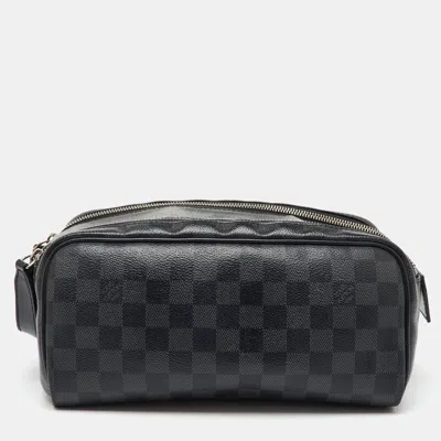 Pre-owned Louis Vuitton Damier Graphite Canvas Dopp Kit Toilet Pouch In Black