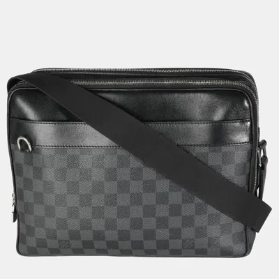 Pre-owned Louis Vuitton Damier Graphite Canvas Trocadero Mm Bag In Black