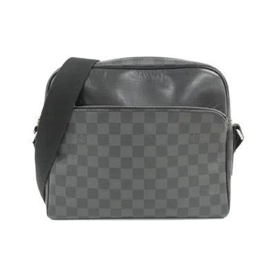 Pre-owned Louis Vuitton Damier Graphite Graphite Coated Canvas Shoulder Bag () In Gray