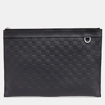 Pre-owned Louis Vuitton Damier Infini Discovery Pochette Gm Handbag In Black