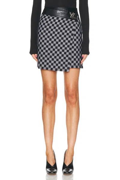 Pre-owned Louis Vuitton Damier Wrap Skirt In Black