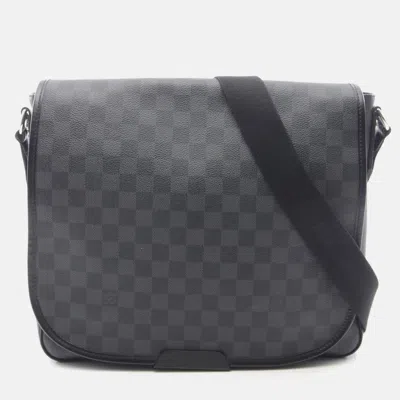 Pre-owned Louis Vuitton Daniel Mm Crossbody Shoulder Bag Damier Graphite Black