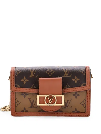 Pre-owned Louis Vuitton Dauphine Chain Wallet Reverse Monogram Canvas Clutch Bag In Brown