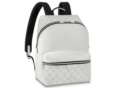 Pre-owned Louis Vuitton Discovery Backpack In Optic White