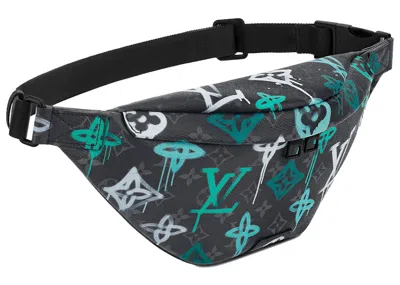 Pre-owned Louis Vuitton Discovery Bumbag In Lv Graffiti