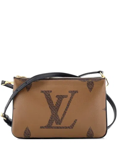 Pre-owned Louis Vuitton Double Zip Pochette Reverse Monogram Giant Clutch Bag In Brown