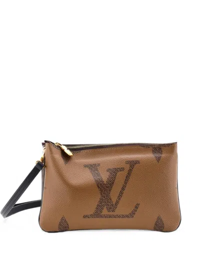 Pre-owned Louis Vuitton Double Zip Pochette Reverse Monogram Giant Clutch Bag In Brown