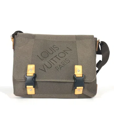 Pre-owned Louis Vuitton Earth Khaki Damier Geant Messenger Bag Shoulder Bag ()