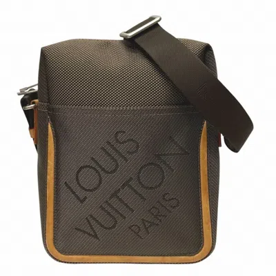Pre-owned Louis Vuitton Earth Shoulder Bag ()