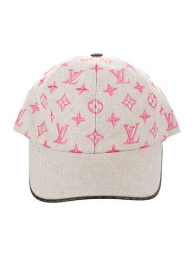 Pre-owned Louis Vuitton Embroidery Lv Logo Baseball Cap In Neutrals