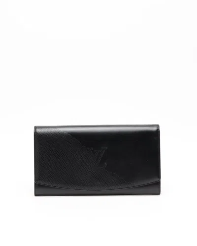 Pre-owned Louis Vuitton Epi Aegean Opera Clutch Bag In Black