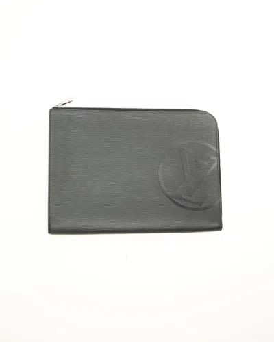 Pre-owned Louis Vuitton Epi Laptop Case, Size 17-inch In Black