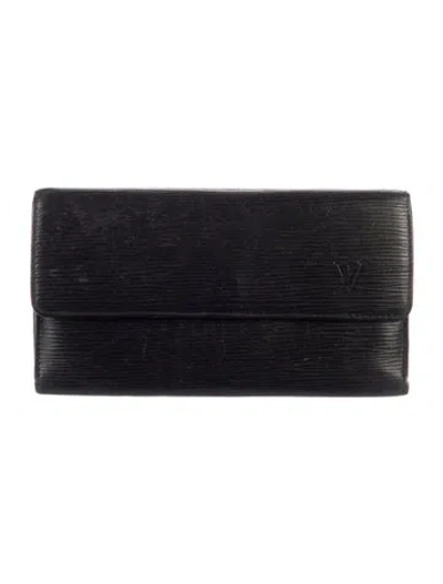 Pre-owned Louis Vuitton Epi Leather International Wallet In Black