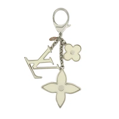 Pre-owned Louis Vuitton Fleur D'epi Bag Charm Resin And Brass White Metal Charms And Keychains Accessory (pre-