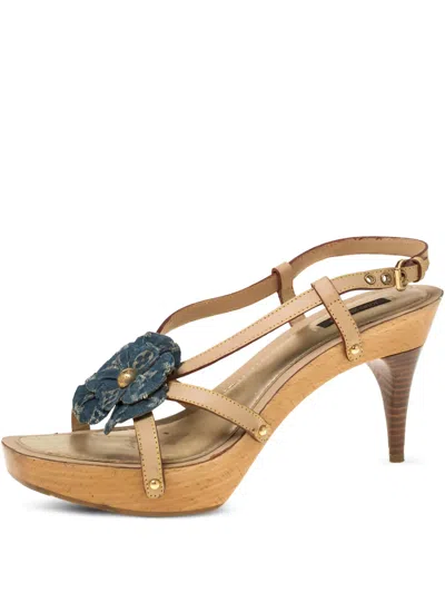 Pre-owned Louis Vuitton Flower-embellishment Sandals In Neutral