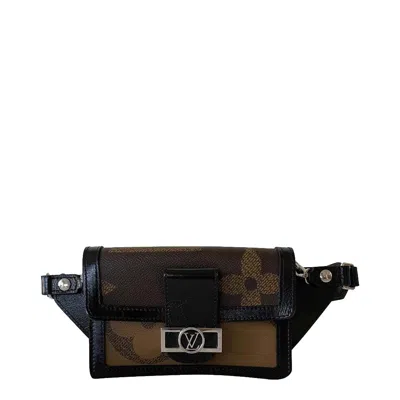 Pre-owned Louis Vuitton Giant Monogram Reverse Canvas Dauphine Bumbag In Black
