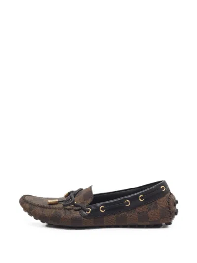 Pre-owned Louis Vuitton Gloria Loafers In Brown