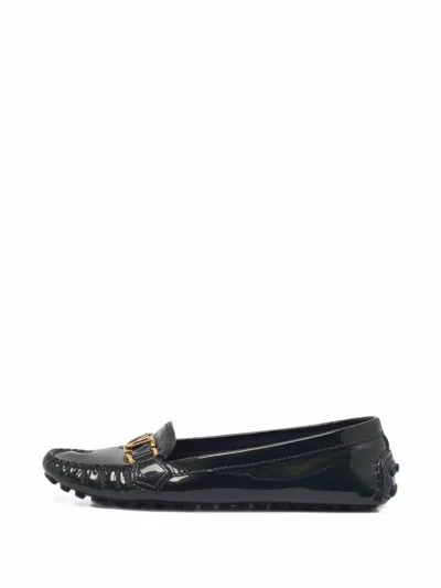 Pre-owned Louis Vuitton Gloria Patent Leather Loafers In Black