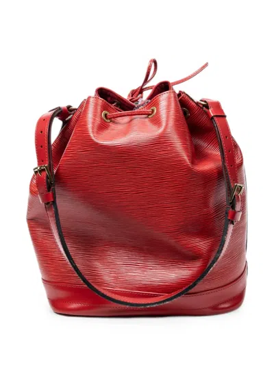 Pre-owned Louis Vuitton Gm Noé Épi Bucket Bag In Red