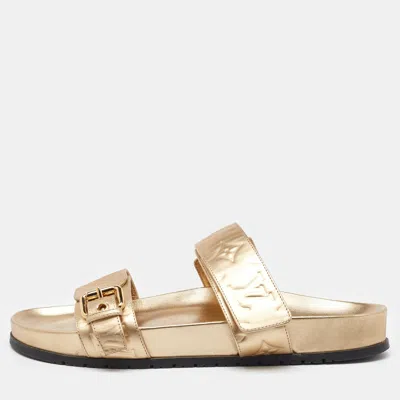 Pre-owned Louis Vuitton Gold Monogram Embossed Leather Bom Dia Flat Slide Sandals Size 40