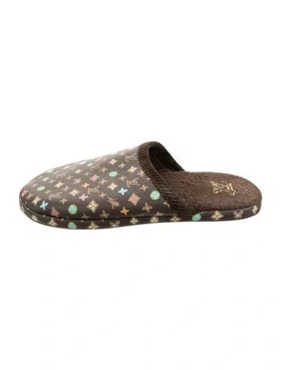 Pre-owned Louis Vuitton Graphic Print Slides In Gold