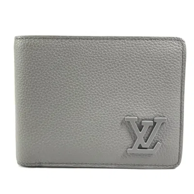Pre-owned Louis Vuitton Gray Leather Wallet (bi-fold) ()