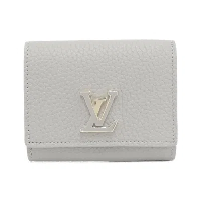 Pre-owned Louis Vuitton Gray Leather Wallet (bi-fold) ()