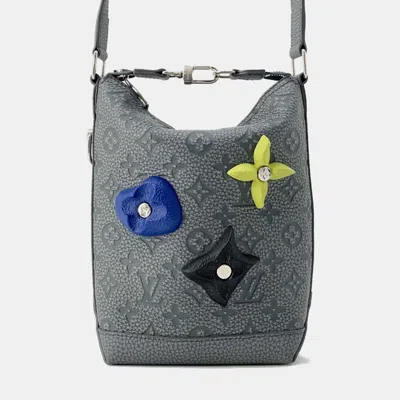 Pre-owned Louis Vuitton Gray Taurillon Leather Climbing Hobo Cruiser Bag Size Pm In Grey