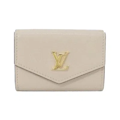 Pre-owned Louis Vuitton Grayish Leather Wallet (tri-fold) ()