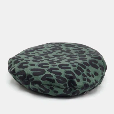 Pre-owned Louis Vuitton Green Leopard Print Silk Beret Hat