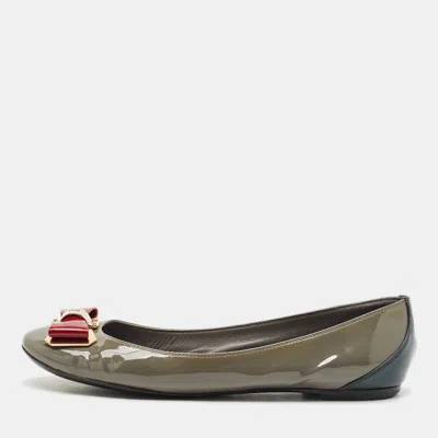Pre-owned Louis Vuitton Grey Patent Leather Lou Bow Detail Ballet Flats Size 38