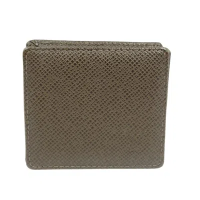 Pre-owned Louis Vuitton Grizzly Taiga Leather Coin Purse/coin Case () In Brown