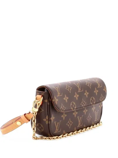 Pre-owned Louis Vuitton Ivy Wallet On Chain Monogram Canvas Shoulder Bag In Brown