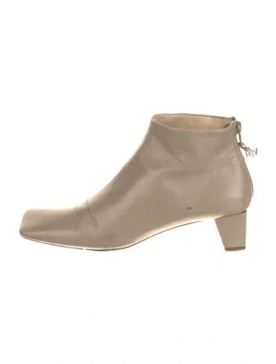 Pre-owned Louis Vuitton Leather Boots In Neutral