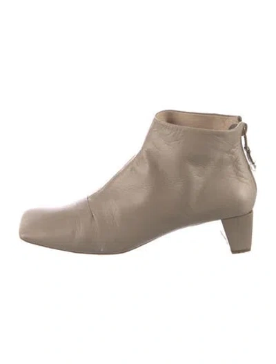 Pre-owned Louis Vuitton Leather Boots In Neutral