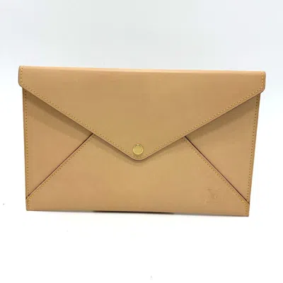 Pre-owned Louis Vuitton Leather Clutch Bag () In Beige