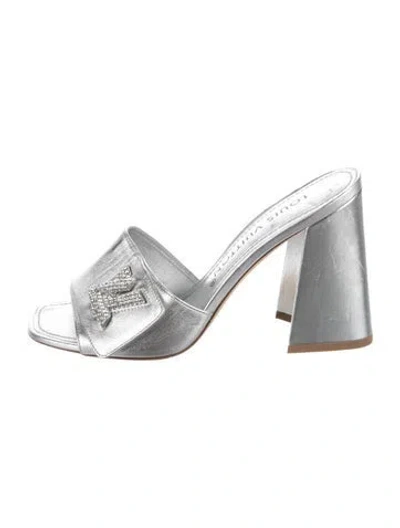 Pre-owned Louis Vuitton Leather Crystal Embellishments Slides In Metallic/silver
