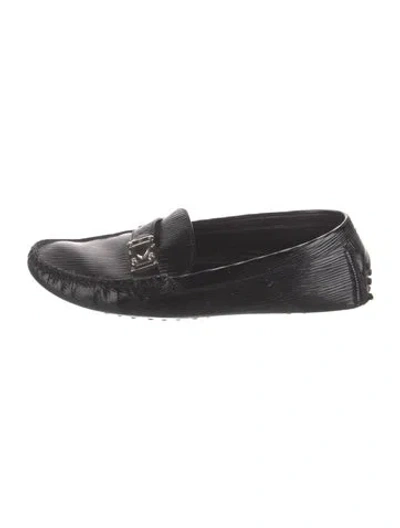 Pre-owned Louis Vuitton Leather Loafers In Black