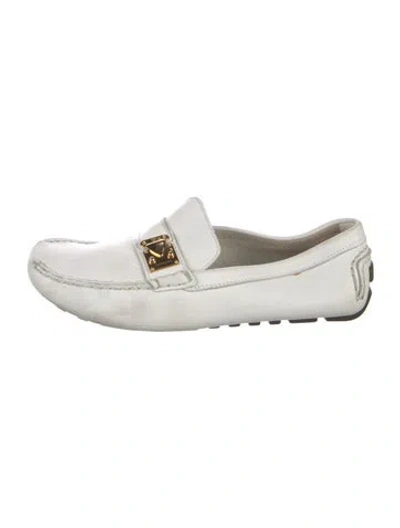 Pre-owned Louis Vuitton Leather Loafers In White
