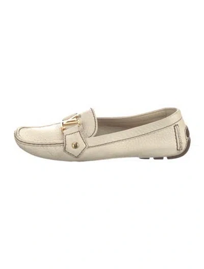 Pre-owned Louis Vuitton Leather Loafers In White