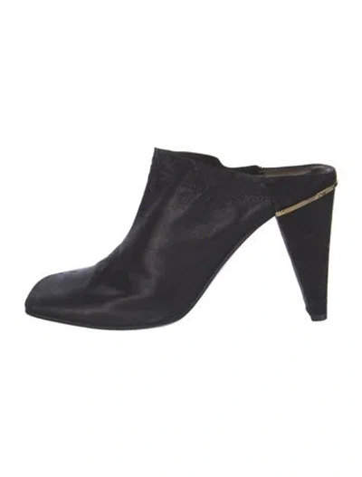Pre-owned Louis Vuitton Leather Mules In Black